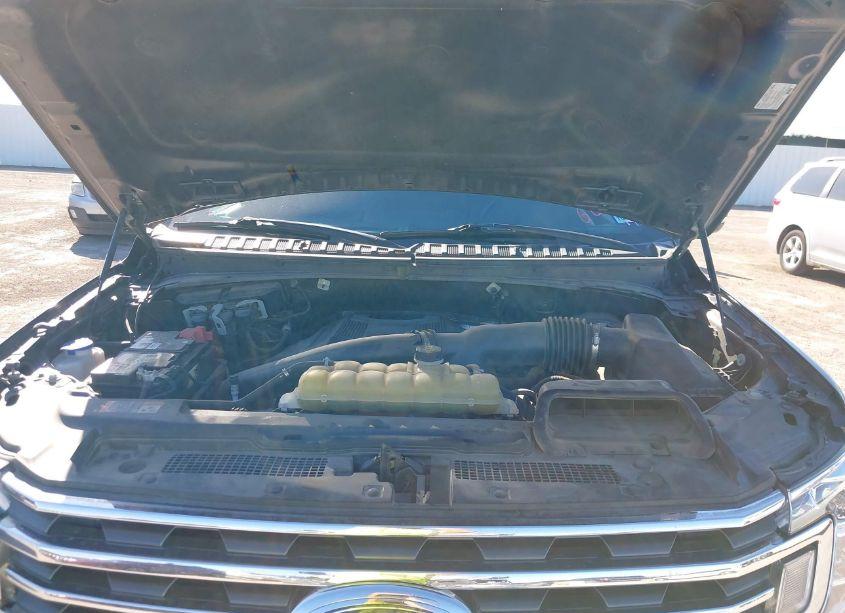 Photo 10 of 2020 Ford Expedition XLT (VIN 1FMJU1HT3LEA52853)