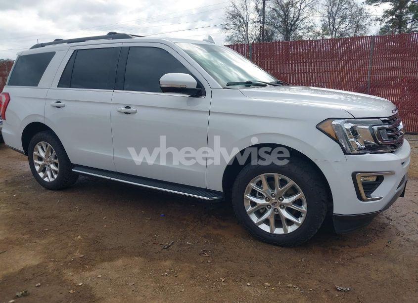 2021 Ford Expedition XLT (VIN 1FMJU1HT3MEA33074) main photo