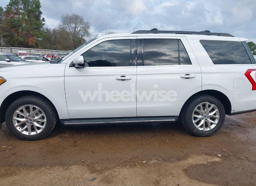 Photo 14 of 2021 Ford Expedition XLT (VIN 1FMJU1HT3MEA33074)