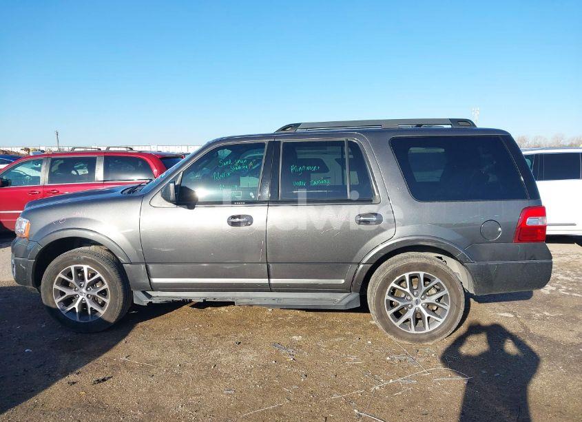 Photo 14 of 2017 Ford Expedition XLT (VIN 1FMJU1HT4HEA47278)