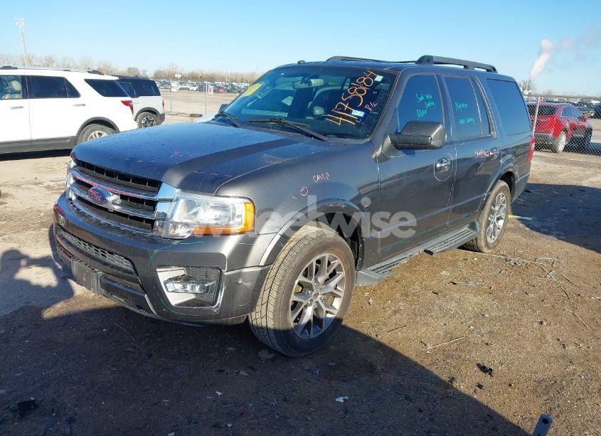 Photo 2 of 2017 Ford Expedition XLT (VIN 1FMJU1HT4HEA47278)