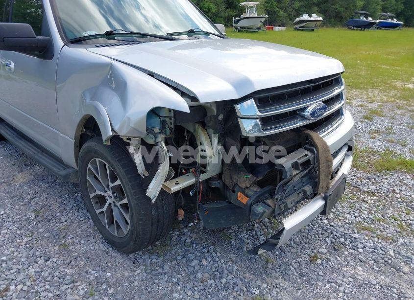 Photo 6 of 2017 Ford Expedition XLT (VIN 1FMJU1HT4HEA76506)