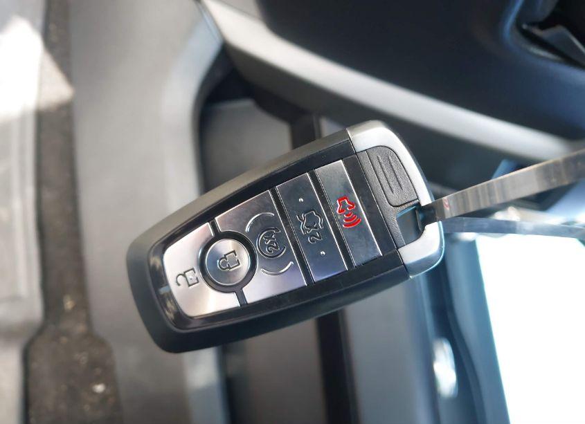 Photo 11 of 2019 Ford Expedition XLT (VIN 1FMJU1HT4KEA23439)