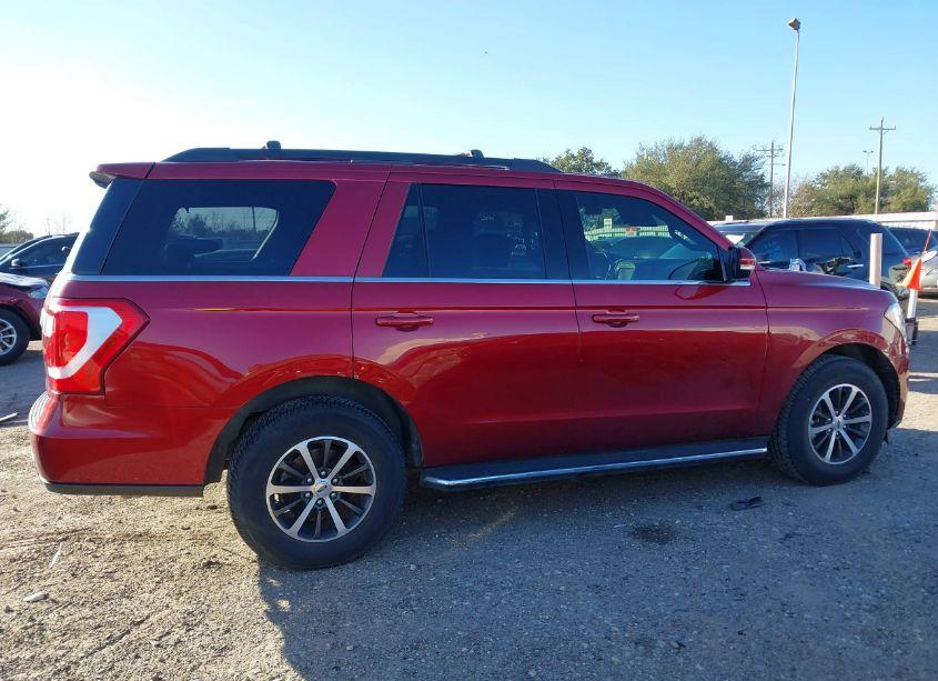 Photo 13 of 2019 Ford Expedition XLT (VIN 1FMJU1HT4KEA23439)