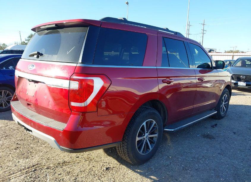 Photo 4 of 2019 Ford Expedition XLT (VIN 1FMJU1HT4KEA23439)