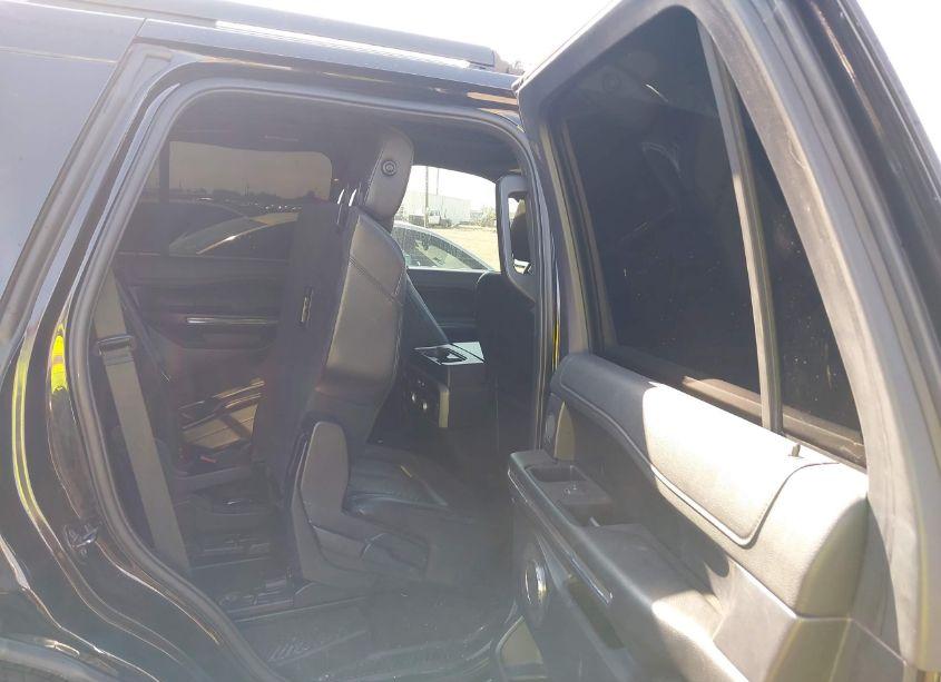 Photo 8 of 2019 Ford Expedition XLT (VIN 1FMJU1HT4KEA78490)