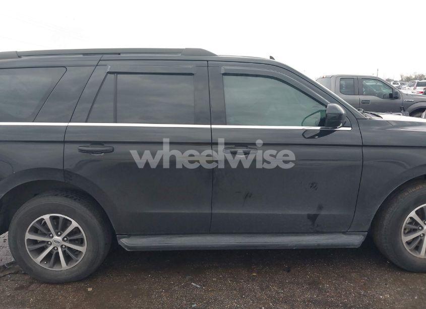 Photo 13 of 2020 Ford Expedition XLT (VIN 1FMJU1HT4LEA66163)