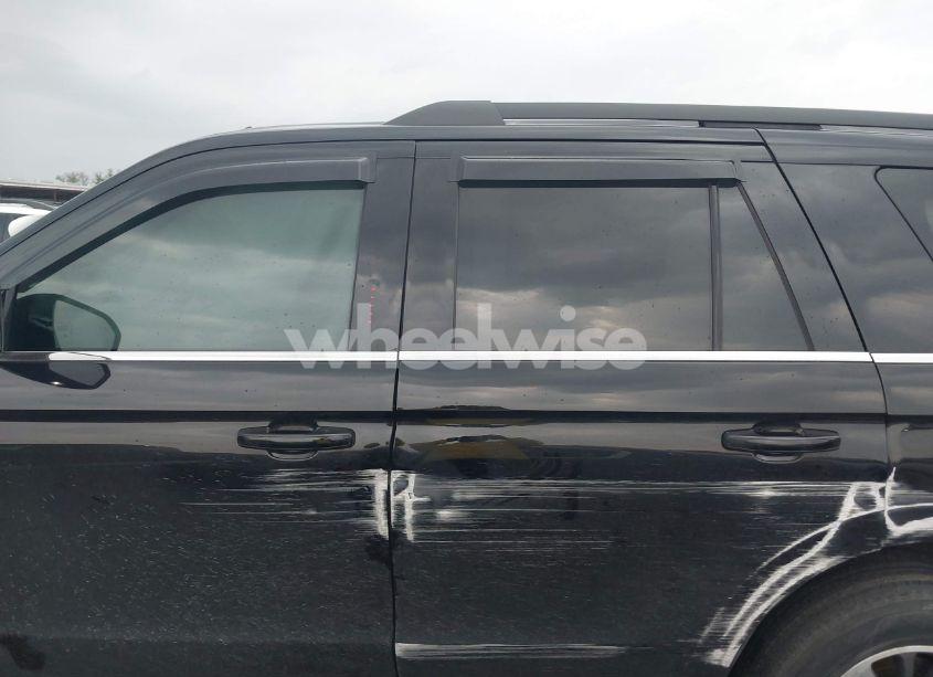 Photo 14 of 2020 Ford Expedition XLT (VIN 1FMJU1HT4LEA66163)