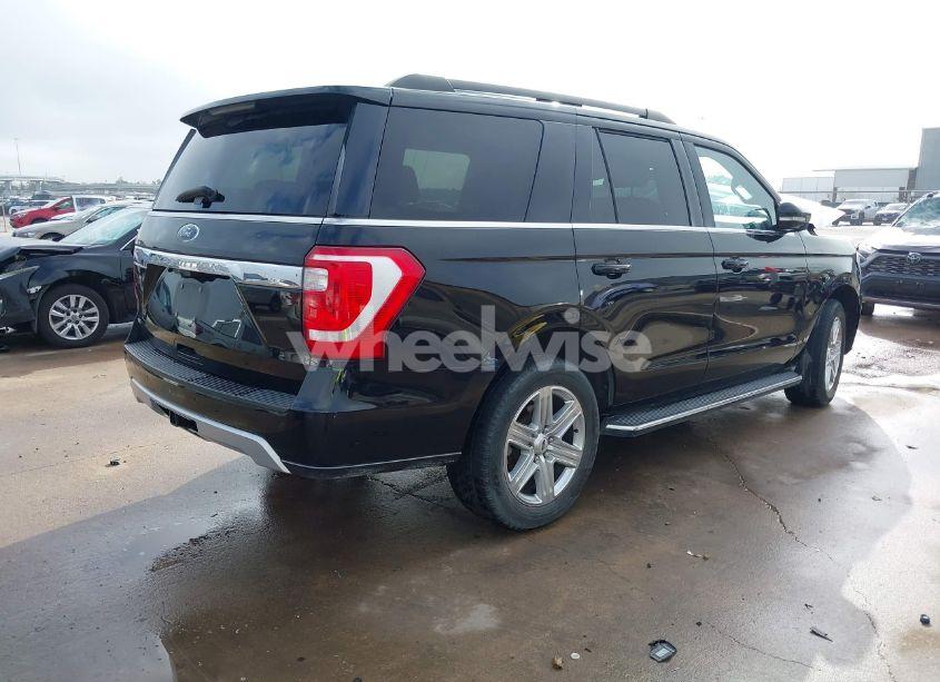 Photo 4 of 2021 Ford Expedition XLT (VIN 1FMJU1HT4MEA76760)