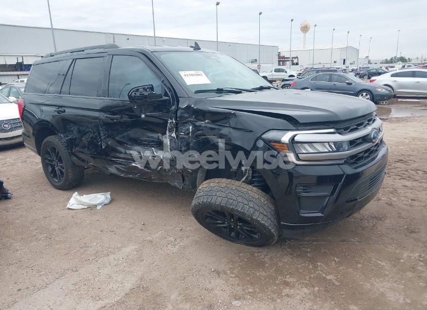2022 Ford Expedition XLT (VIN 1FMJU1HT4NEA56445) main photo