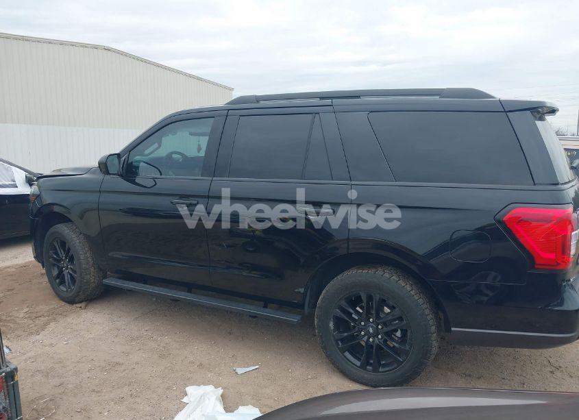 Photo 14 of 2022 Ford Expedition XLT (VIN 1FMJU1HT4NEA56445)
