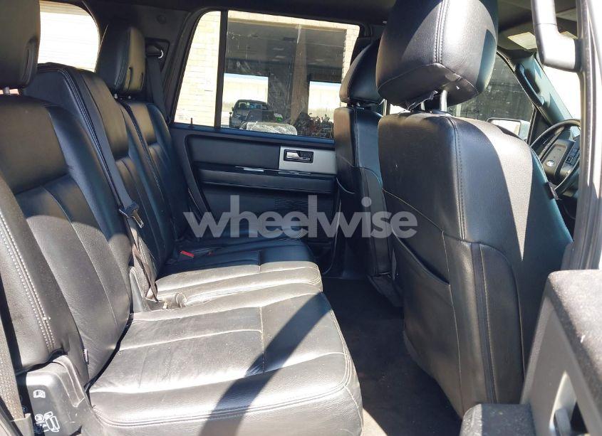 Photo 8 of 2016 Ford Expedition XLT (VIN 1FMJU1HT5GEF32043)