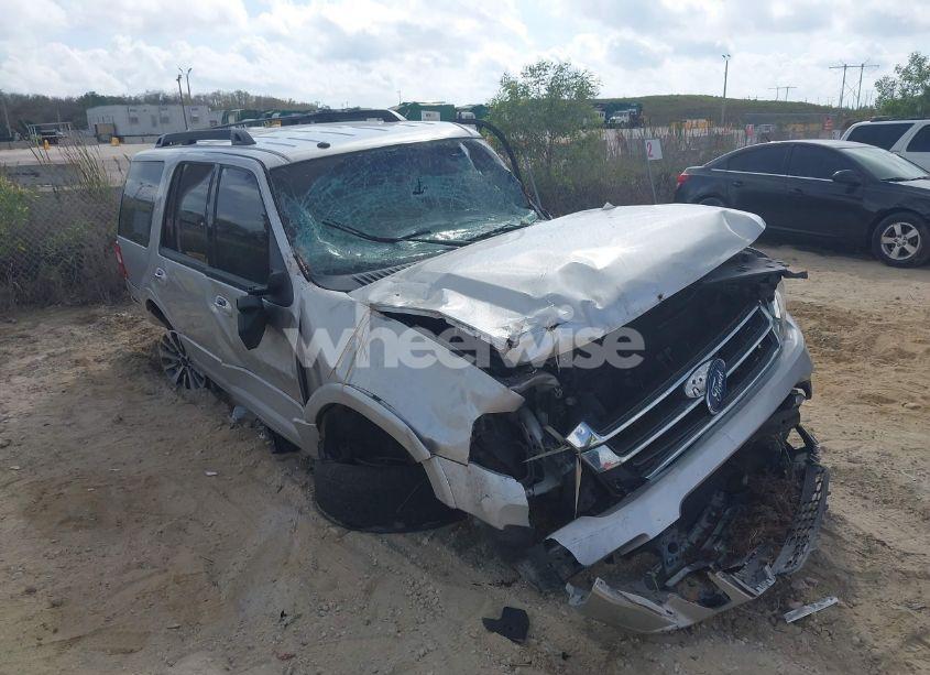 2017 Ford Expedition XLT (VIN 1FMJU1HT5HEA53316) main photo