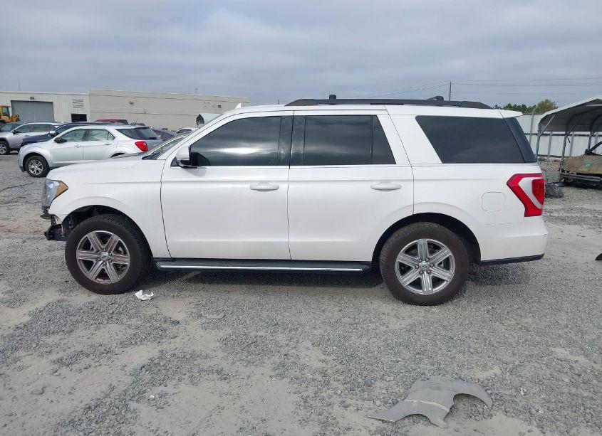 Photo 14 of 2019 Ford Expedition XLT (VIN 1FMJU1HT5KEA75162)