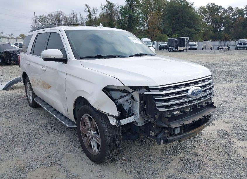 Photo 6 of 2019 Ford Expedition XLT (VIN 1FMJU1HT5KEA75162)