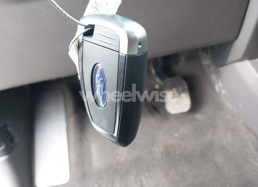 Photo 11 of 2020 Ford Expedition XLT (VIN 1FMJU1HT5LEA42762)