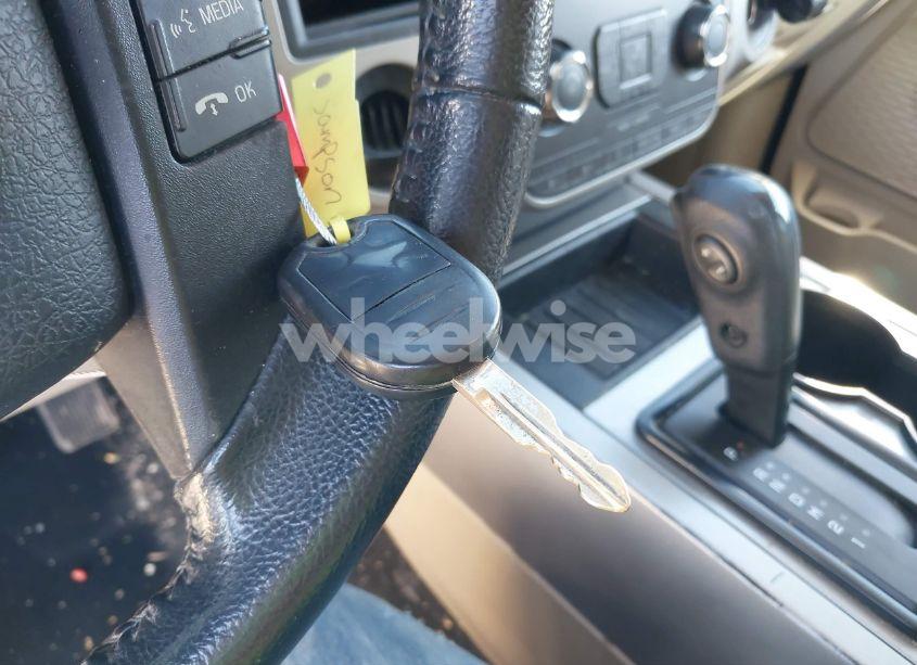 Photo 11 of 2017 Ford Expedition XLT (VIN 1FMJU1HT6HEA74062)