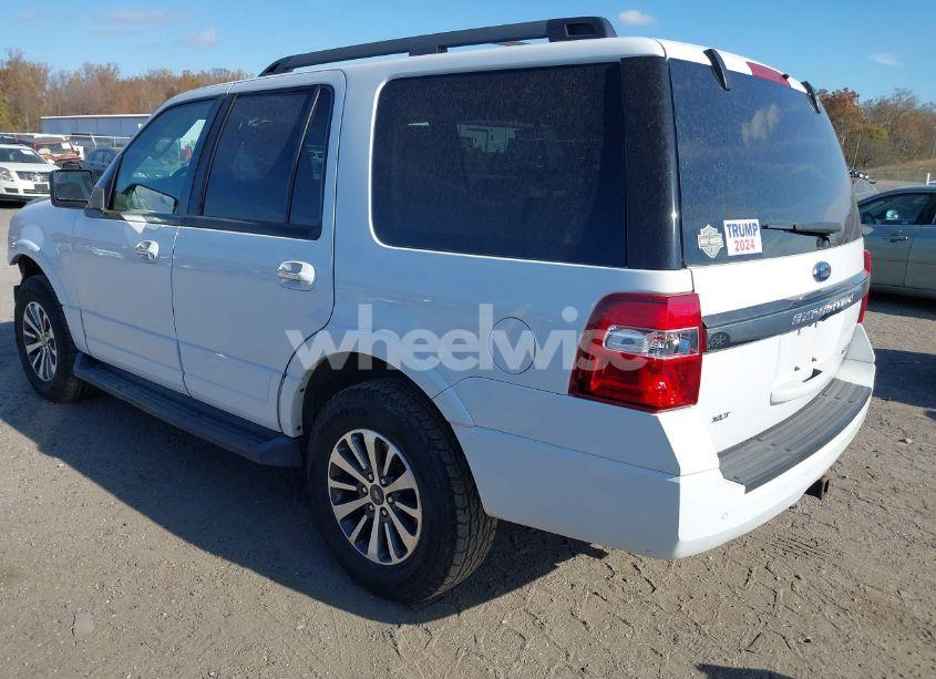Photo 3 of 2017 Ford Expedition XLT (VIN 1FMJU1HT6HEA74062)