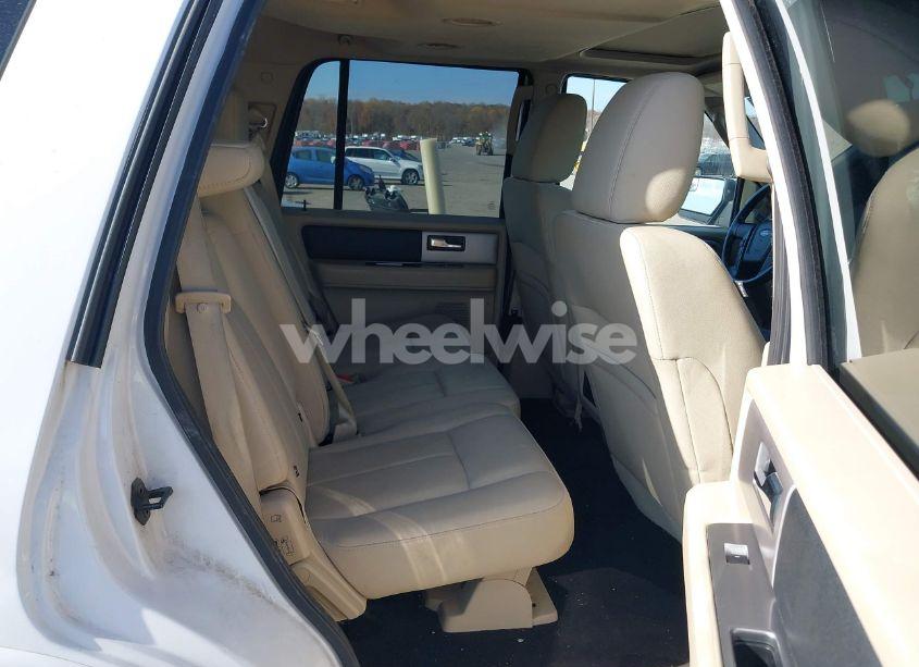 Photo 8 of 2017 Ford Expedition XLT (VIN 1FMJU1HT6HEA74062)