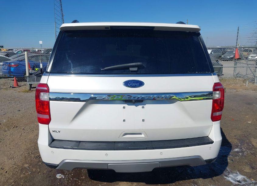 Photo 16 of 2018 Ford Expedition XLT (VIN 1FMJU1HT6JEA65500)