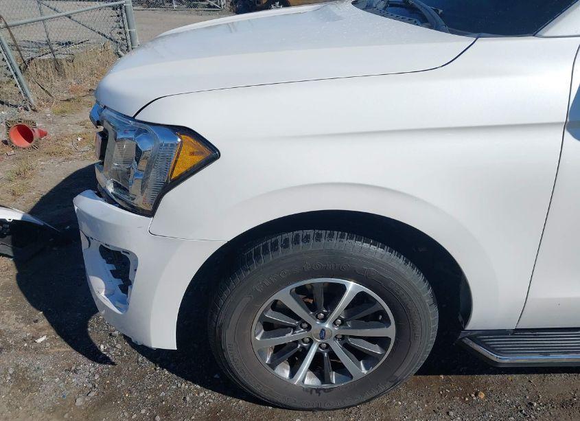 Photo 18 of 2018 Ford Expedition XLT (VIN 1FMJU1HT6JEA65500)
