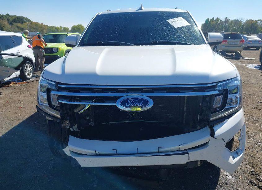 Photo 6 of 2018 Ford Expedition XLT (VIN 1FMJU1HT6JEA65500)