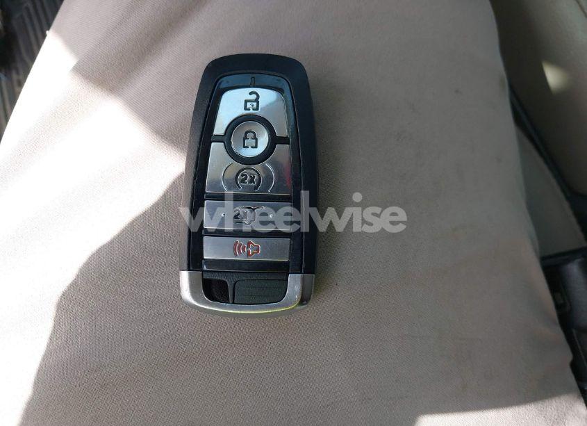 Photo 11 of 2020 Ford Expedition XLT (VIN 1FMJU1HT6LEA45346)