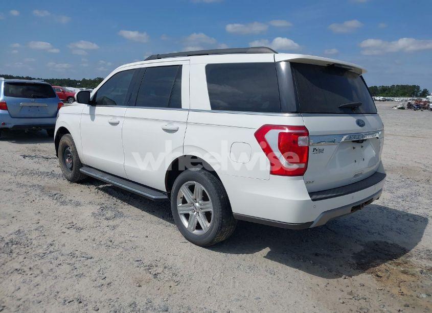 Photo 3 of 2020 Ford Expedition XLT (VIN 1FMJU1HT6LEA45346)