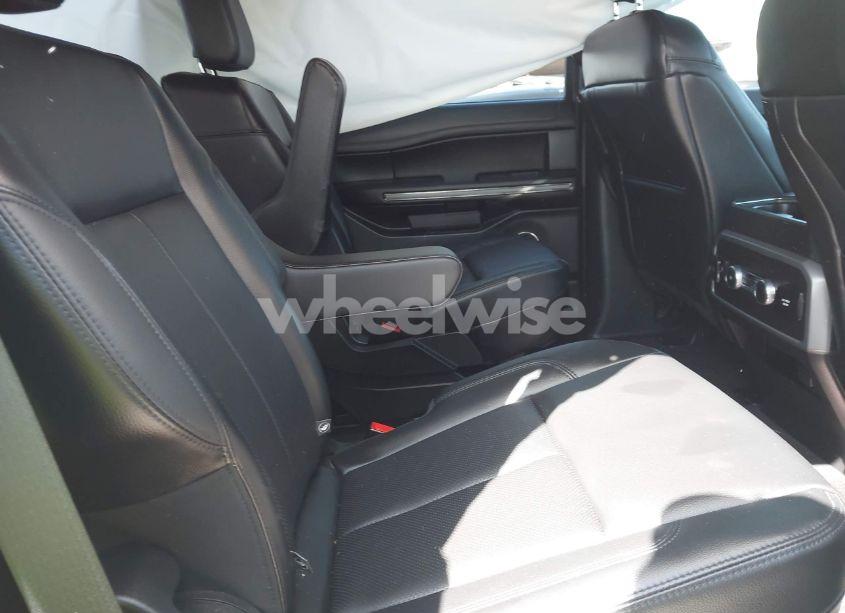 Photo 8 of 2021 Ford Expedition XLT (VIN 1FMJU1HT6MEA89025)