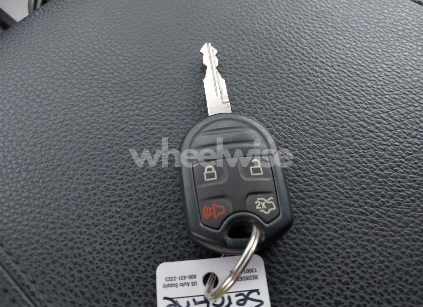 Photo 11 of 2015 Ford Expedition XLT (VIN 1FMJU1HT7FEF04534)