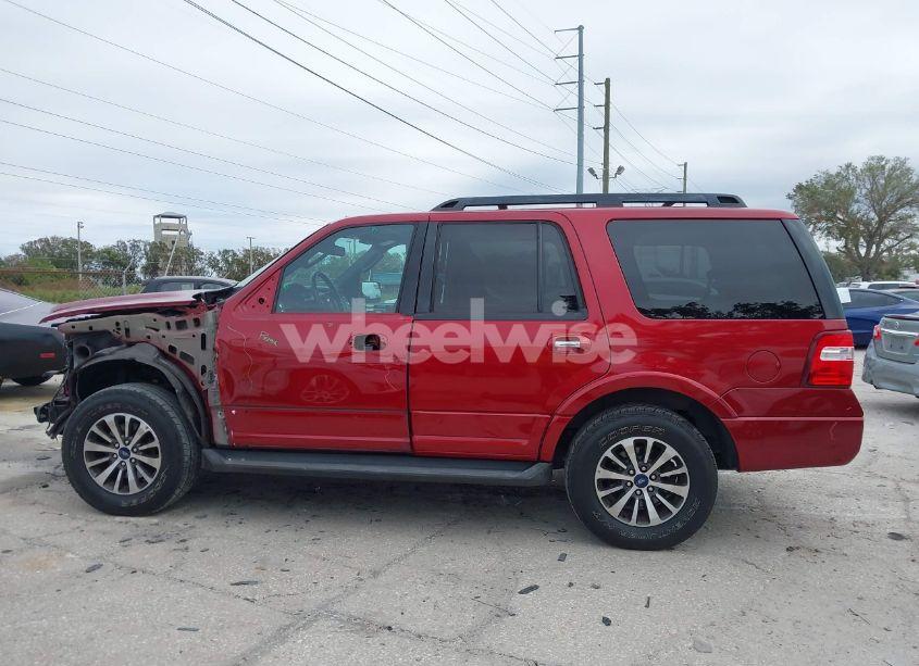 Photo 15 of 2015 Ford Expedition XLT (VIN 1FMJU1HT7FEF04534)