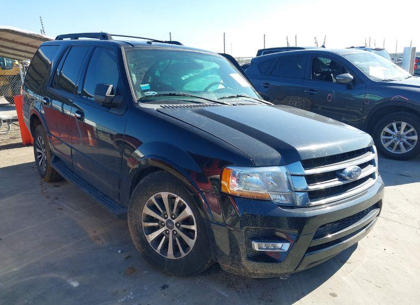 2015 Ford Expedition XLT (VIN 1FMJU1HT7FEF30549) main photo