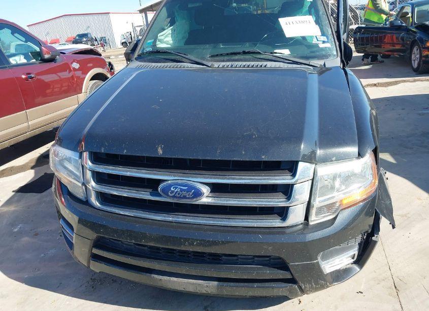 Photo 13 of 2015 Ford Expedition XLT (VIN 1FMJU1HT7FEF30549)