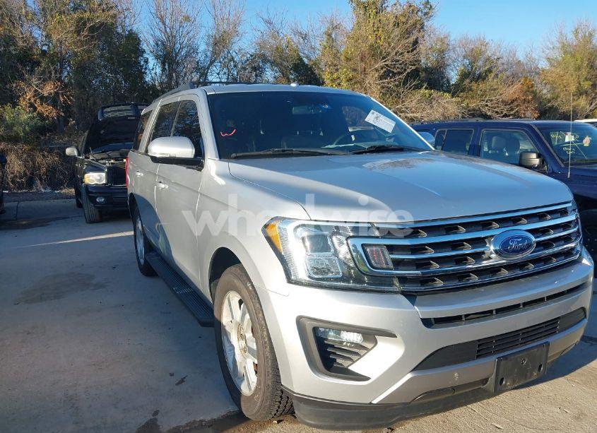 2018 Ford Expedition XLT (VIN 1FMJU1HT7JEA27919) main photo