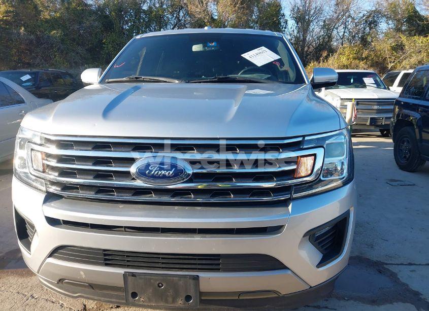 Photo 12 of 2018 Ford Expedition XLT (VIN 1FMJU1HT7JEA27919)