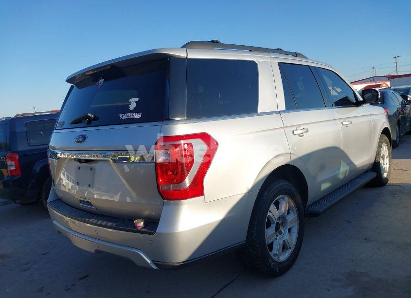 Photo 4 of 2018 Ford Expedition XLT (VIN 1FMJU1HT7JEA27919)