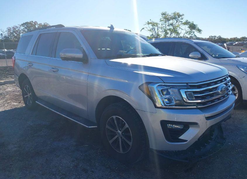2018 Ford Expedition XLT (VIN 1FMJU1HT7JEA57955) main photo