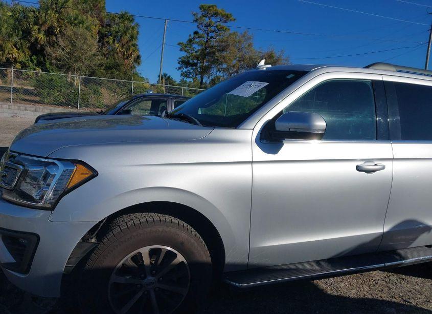 Photo 14 of 2018 Ford Expedition XLT (VIN 1FMJU1HT7JEA57955)