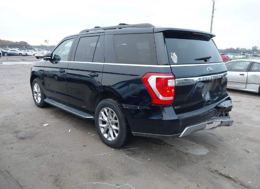Photo 3 of 2021 Ford Expedition XLT (VIN 1FMJU1HT7MEA13555)