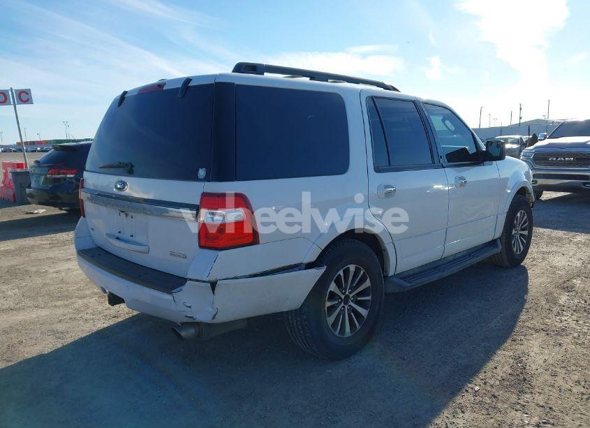 Photo 4 of 2015 Ford Expedition XLT (VIN 1FMJU1HT8FEF25490)