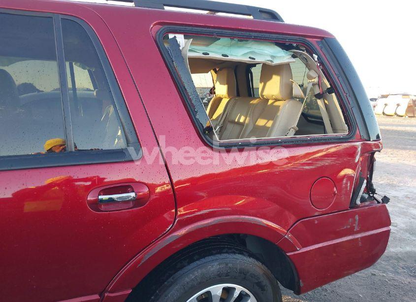 Photo 17 of 2015 Ford Expedition XLT (VIN 1FMJU1HT8FEF49322)