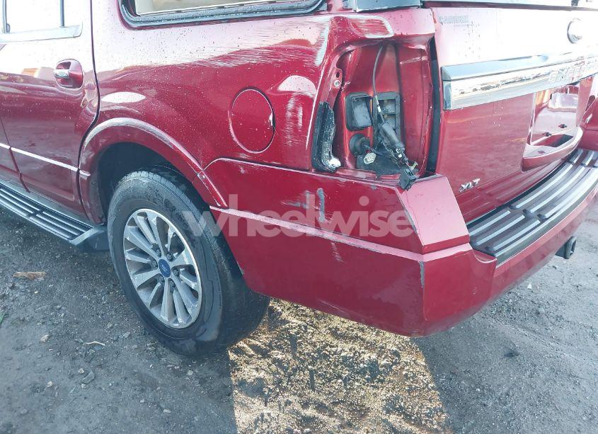 Photo 18 of 2015 Ford Expedition XLT (VIN 1FMJU1HT8FEF49322)