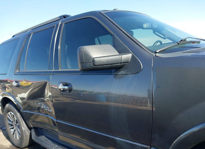 Photo 13 of 2017 Ford Expedition XLT (VIN 1FMJU1HT8HEA78260)