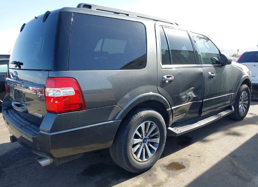 Photo 6 of 2017 Ford Expedition XLT (VIN 1FMJU1HT8HEA78260)