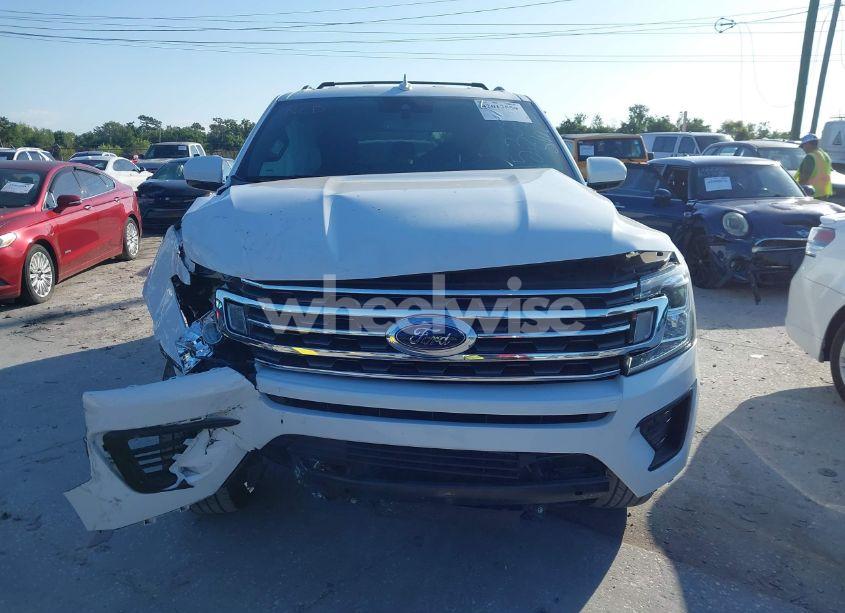 Photo 13 of 2020 Ford Expedition XLT (VIN 1FMJU1HT8LEA05365)