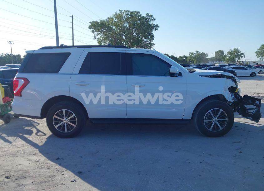 Photo 14 of 2020 Ford Expedition XLT (VIN 1FMJU1HT8LEA05365)