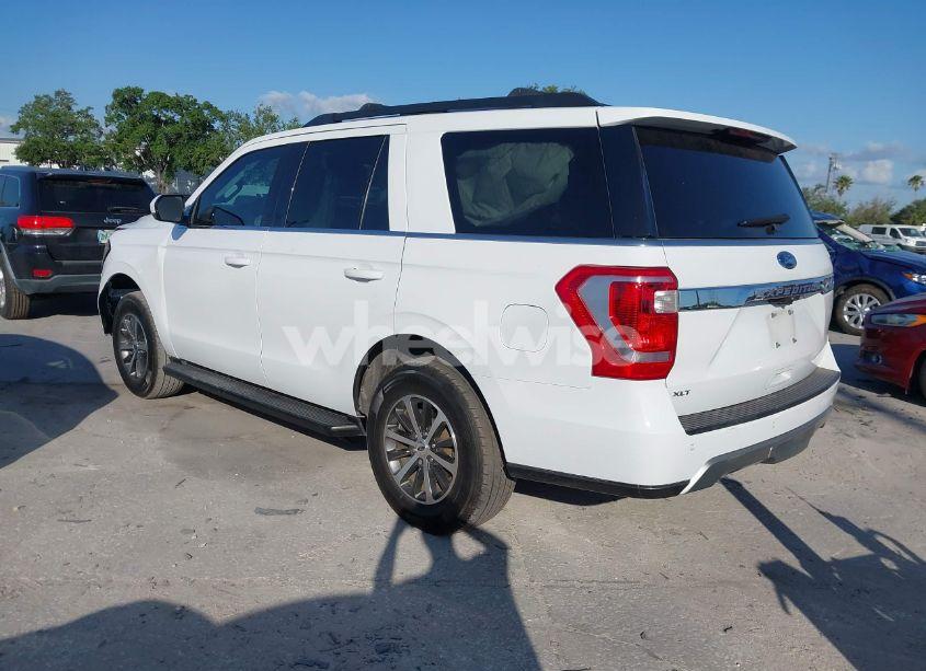 Photo 3 of 2020 Ford Expedition XLT (VIN 1FMJU1HT8LEA05365)