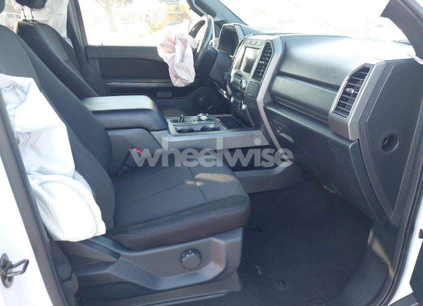 Photo 5 of 2020 Ford Expedition XLT (VIN 1FMJU1HT8LEA05365)