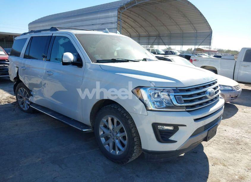 2021 Ford Expedition XLT (VIN 1FMJU1HT8MEA13905) main photo