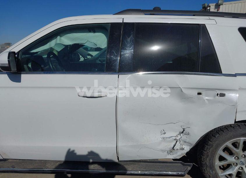 Photo 14 of 2021 Ford Expedition XLT (VIN 1FMJU1HT8MEA13905)